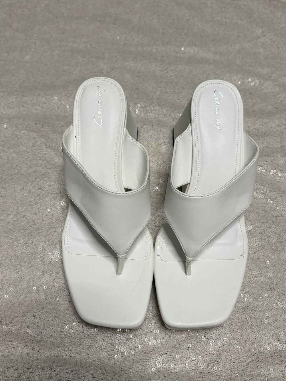 NIB Circus By Sam Edelman White Thong Wedge Sandal Size 9.5